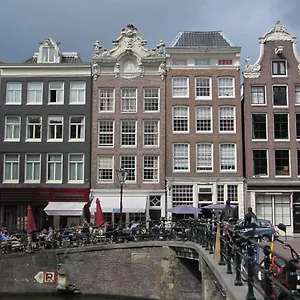 https://luxury-prinsengracht-canal-house-2021.amsterdamhotelsnl.com