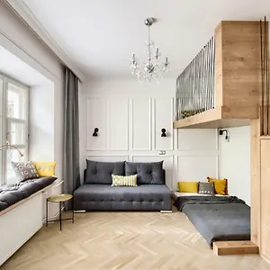 https://marta-old-town-apartment.warsawhotelspoland.com